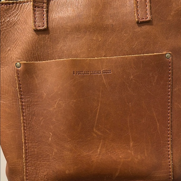 Portland Leather Brown Tote Bag - Picture 3 of 9